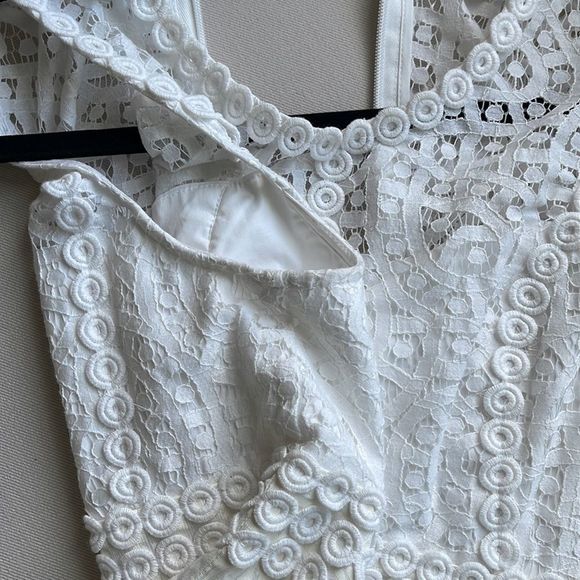 Lilly Pulitzer Leigh Stretch Shift Resort White Seacret Island size 2 - Picture 9 of 10